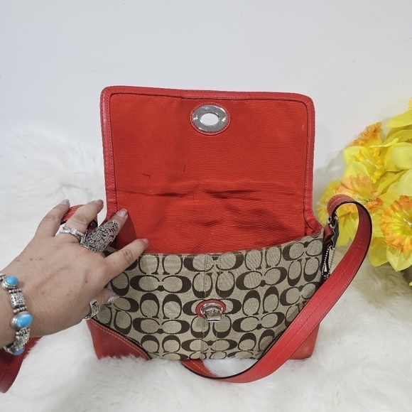 Coach crossbody red/tan - Picture 7 of 15